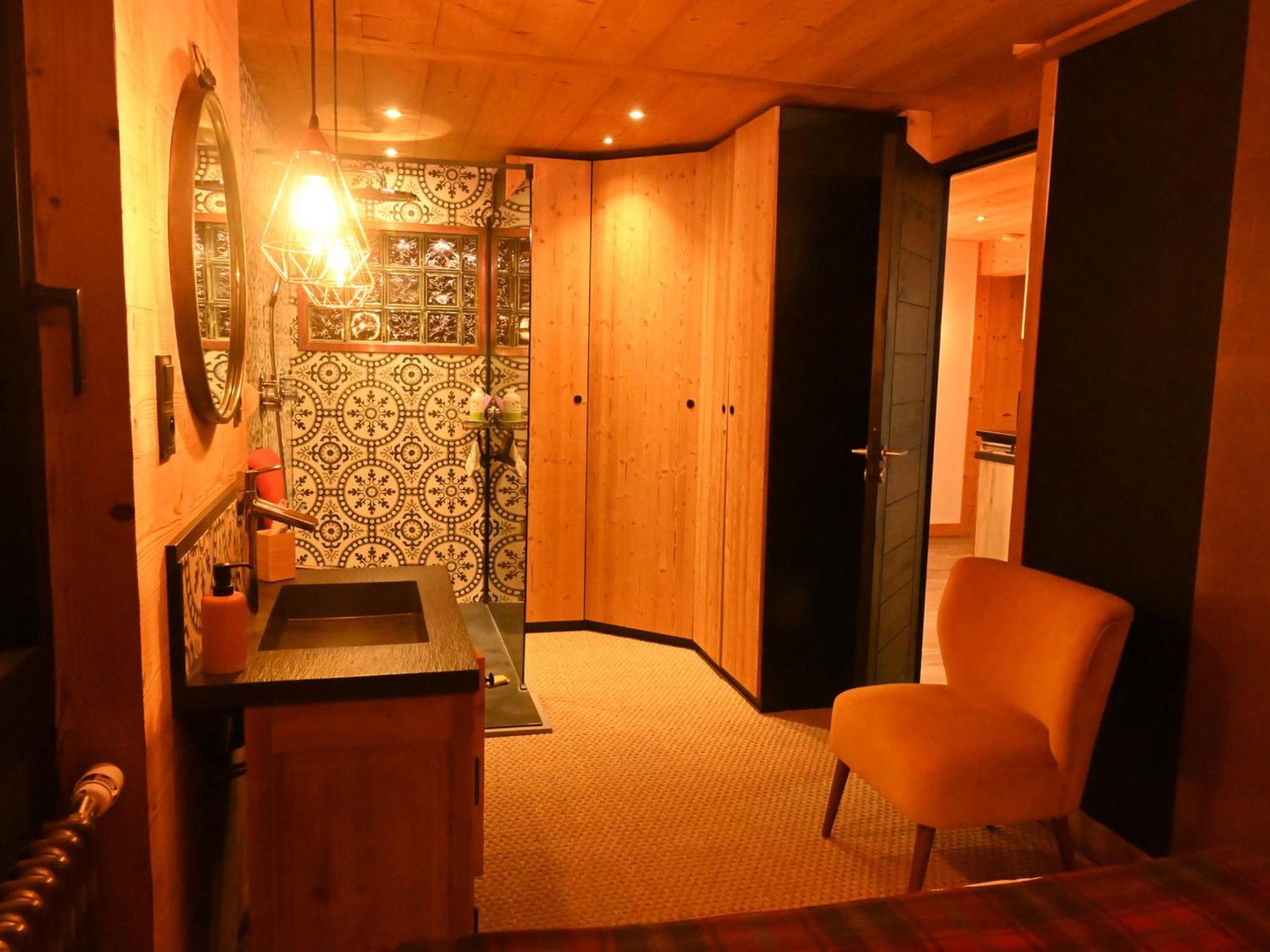 Appartement 2 Chambres Proche Pistes Avec Balcon Et Parking - Fr-1-459-181 拉克吕萨 外观 照片